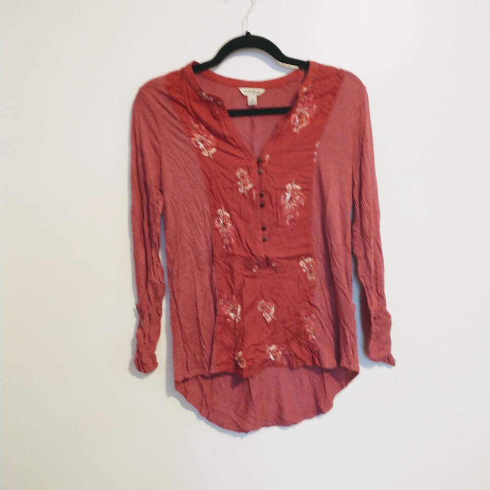 Lucky Brand floral pink top with cuffed 3/4 sleeves and half button up size xs